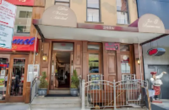 Da Vinci Hotel Hotels near New York