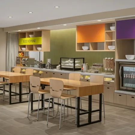 Home2 Suites des Moines at Drake University