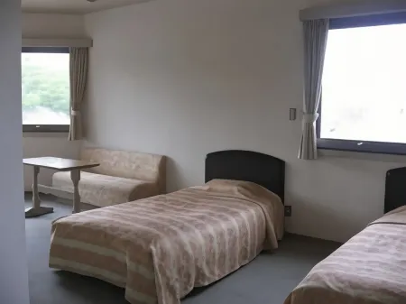 Station Hotel Asahiya Отели рядом со станцией JR Nagareyama Onsen station