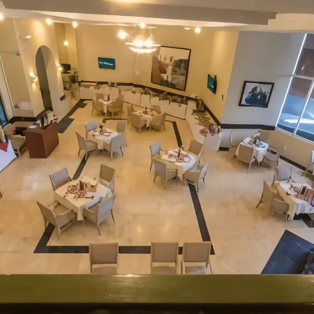 Hotel San Francisco Leon Отели в г. Леон