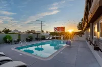 Best Western Plus Brookside Inn Hotels in Milpitas