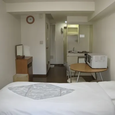 Hotel Hill Top Hotel berhampiran Stesen Hikarigaoka