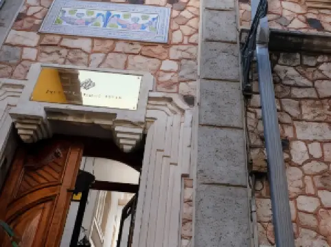 팔라세티 샤파리즈 델 헤이