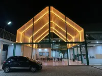 Passifika Sumbawa Hotel a Maluk