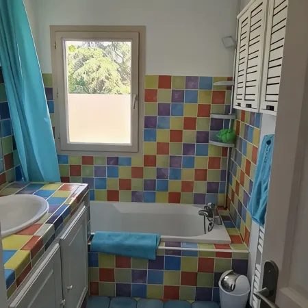 APARTMENT FAYENCE T2 AU PIED DE FAYENCE