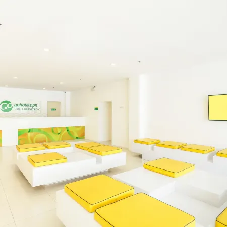 Go Hotels Manila Airport Road Отели рядом с достопримечательностью «Gabriel "Flash" Elorde Museum»