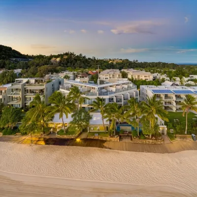 On the Beach Noosa Resort Hotels near Laguna Lookout