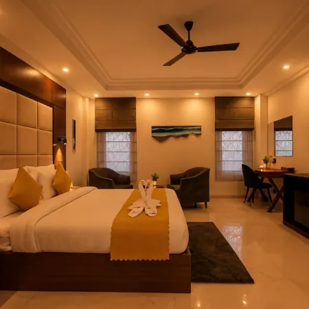 Hue Guh the Porto Candolim