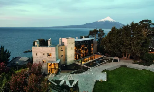 โรงแรม AWA Puerto Varas