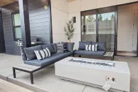 Family-Friendly • Downtown Luxury Villa • Hot Tub • Walk to Lake