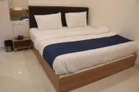 Hotel Lakhdatar