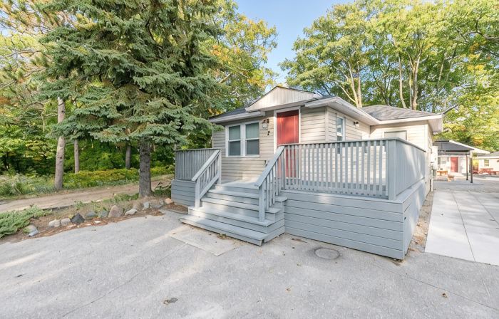 Wasaga Beach Summer Cottages & Cabins