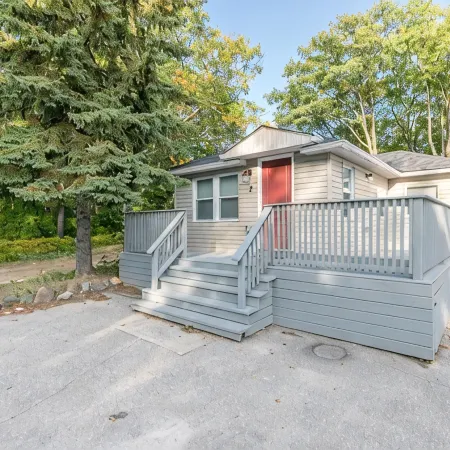 Wasaga Beach Summer Cottages & Cabins