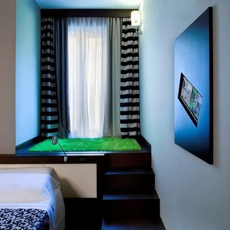 Best Western Cinemusic Hotel Отели рядом с достопримечательностью «Аппио-Латино»