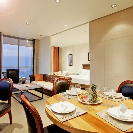 Pattaya Modus Beachfront Resort