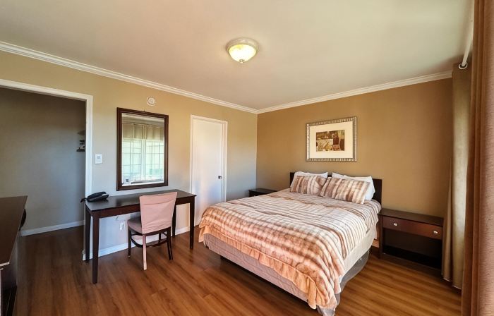 Royal Inn and Suites