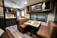 Aileen Camping Space - Bungalows