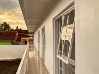RedDoorz Sinar Mentari Inn Ciwidey Bandung Hotel a Pasirjambu