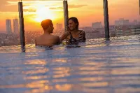 Holiday Inn & Suites JAKARTA GAJAH MADA by IHG - Romantic