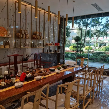 Pu'erbaiyuan Boutique Hotel