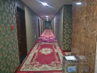 Chicheng Hongyuan Business Club (Chicheng Bus Station)
