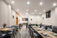 Tung Pak King Hyatt Delicate Hotel