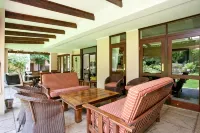 No 66 Sandton Lodge - Spa