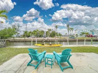 Waterfront Bungalow in Matlacha Hotels in Matlacha
