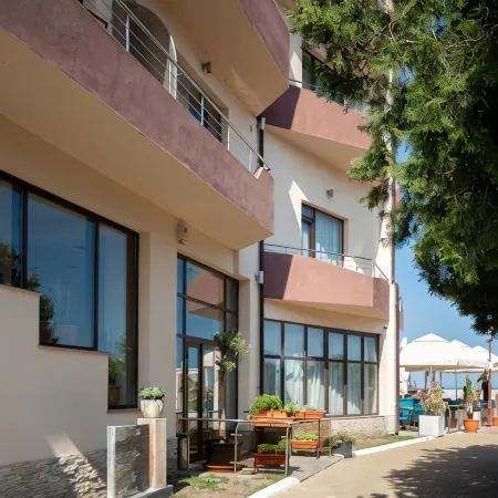 Hotel Bueno Отели в г. Констанца