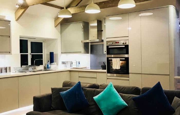 UNIQUE CORNISH COTTAGE CONVERSION Central location