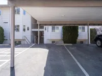 Lovely 2-bedroom condo in Chelan, close to town with mountain views Hôtels à : Chelan