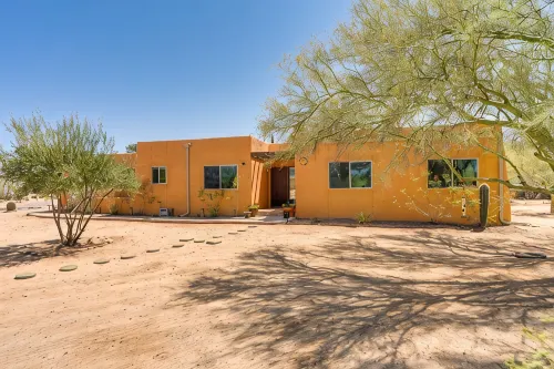 Oasis Escape: Quiet & Convenient - Homestays