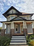 Gorgeous 1908 Estate on 1 acre of land. 6 blocks from Grinnell College.