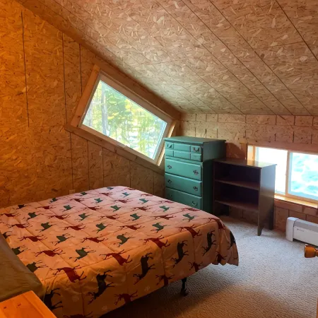 5 bedroom home in Paradise!!  4 miles from Tahquamenon Falls
