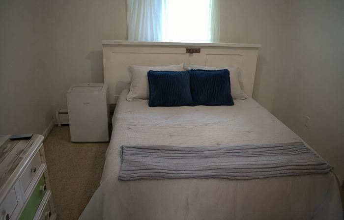 Charming 1-bedroom flat in lovely Corning