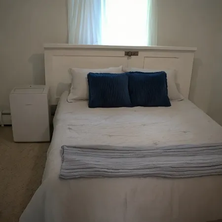Charming 1-bedroom flat in lovely Corning Отели в г. Корнинг