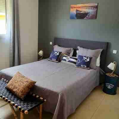 Villa Yvantino beachfront ( 2 bedroom ) Rooms