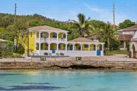 Cove House Ocean Front. It's close to everything Eleuthera has to offer - 2 звезды