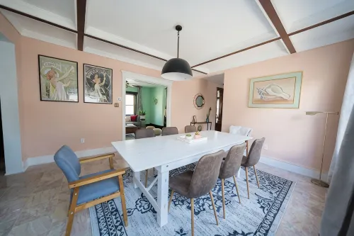 Luxury 8 BR/4.5 Ba - Just 1 block from the Beach! - 4 stelle