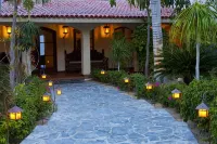 The most Romantic Beachfront Villa with stunning ocean view on  Palmilla Beach
