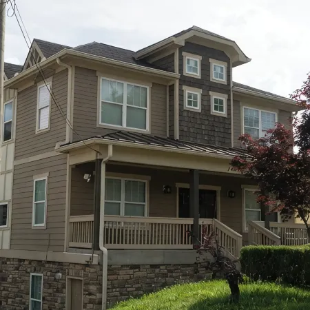 Spacious property, perfect for large group trips - 5 minutes to Broadway