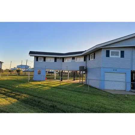 Sun Crest Villa, NEWLY REMODELED!!