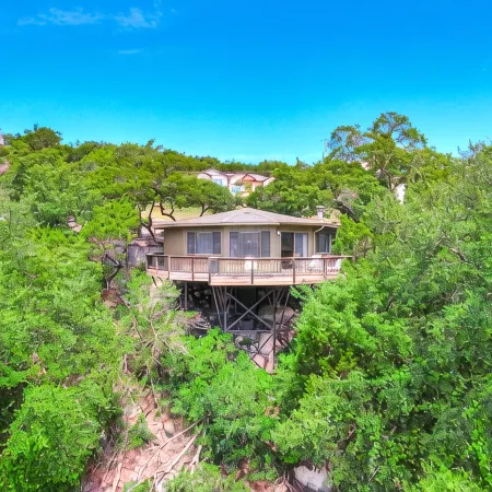 The Treehouse on Lake Travis