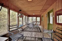 Woodland Trails Cabin on 130 acres with wildlife and miles of private trails - Chalets