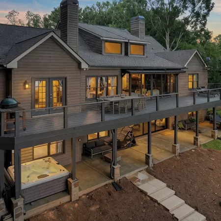 Lake Oconee | Waterfront, Dock & Hot Tub