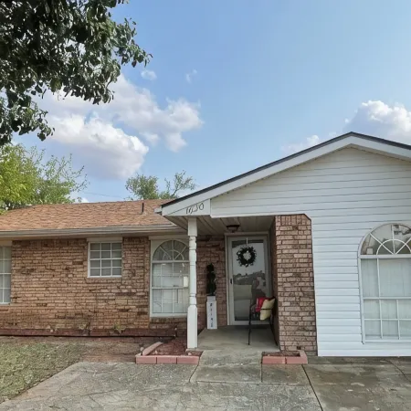 Lawton/Fort Sill Home near Airport