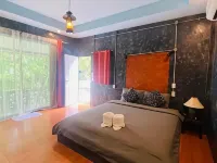 บ้านต้นแจง โรงแรมในอำเภอ มโนรมย์