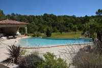 The MAJACA at FLAYOSC - piscina