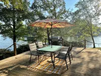 Lake Front Cottage, Private Boat Ramp & Dock, Kayaks, Arcade Games, Ping Pong