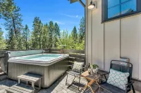 Minutes to Deschutes River Trail with Hot Tub & Fire Pit! - Boutique